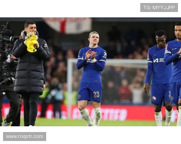 加拉格尔女友晒加盟热刺瞬间爱尔兰模特相恋六年见证足球新篇章